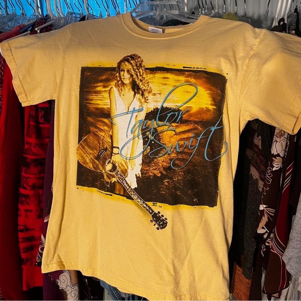 Gildan Ultra Cotton Yellow Tee